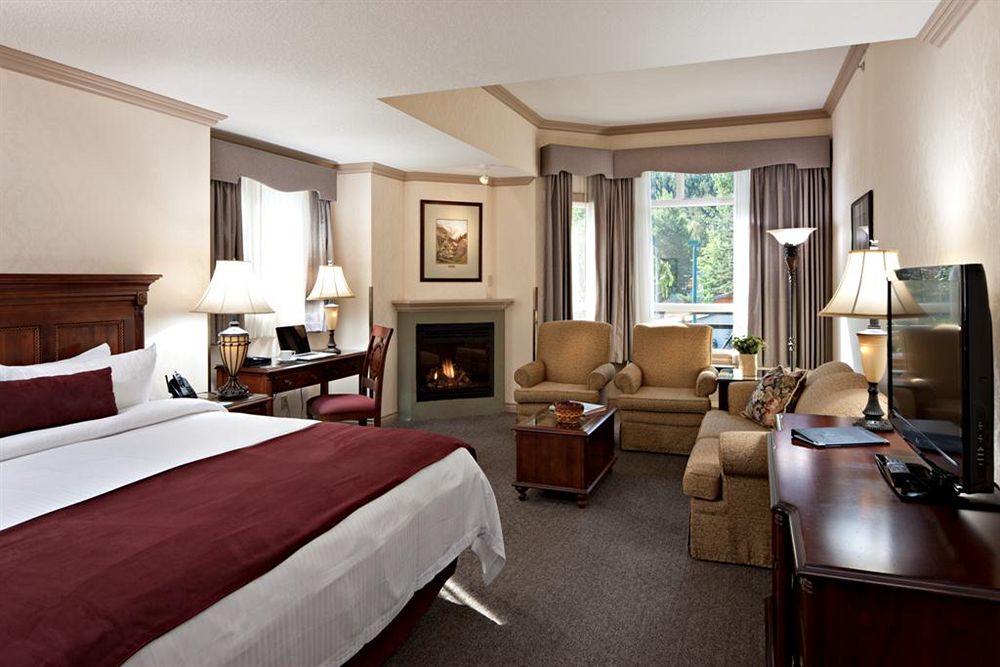 Delta Banff Royal Canadian Lodge for fabulous Alberta golf packages
