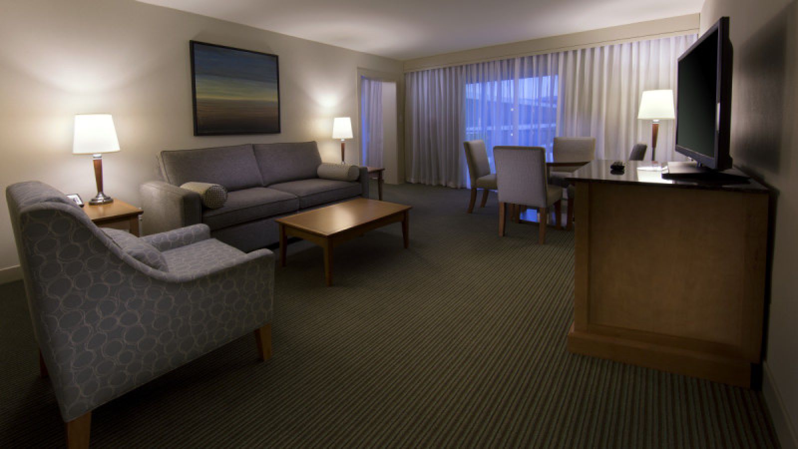 Coast Capri Hotel Kelowna - Kelowna golf packages