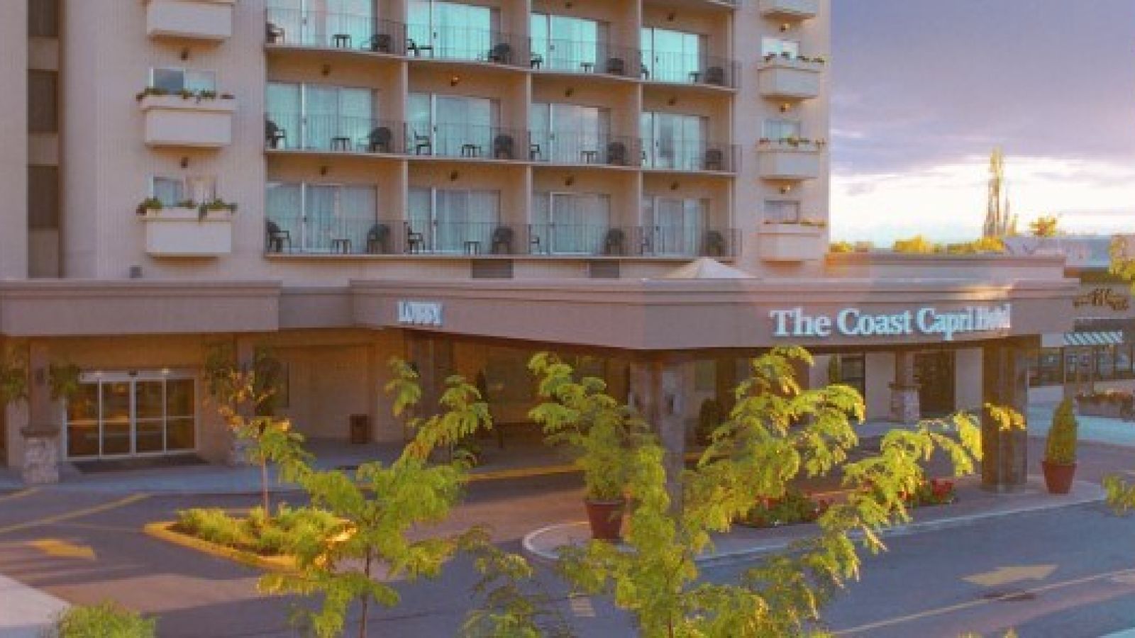 Coast Capri Hotel Kelowna - Kelowna golf packages