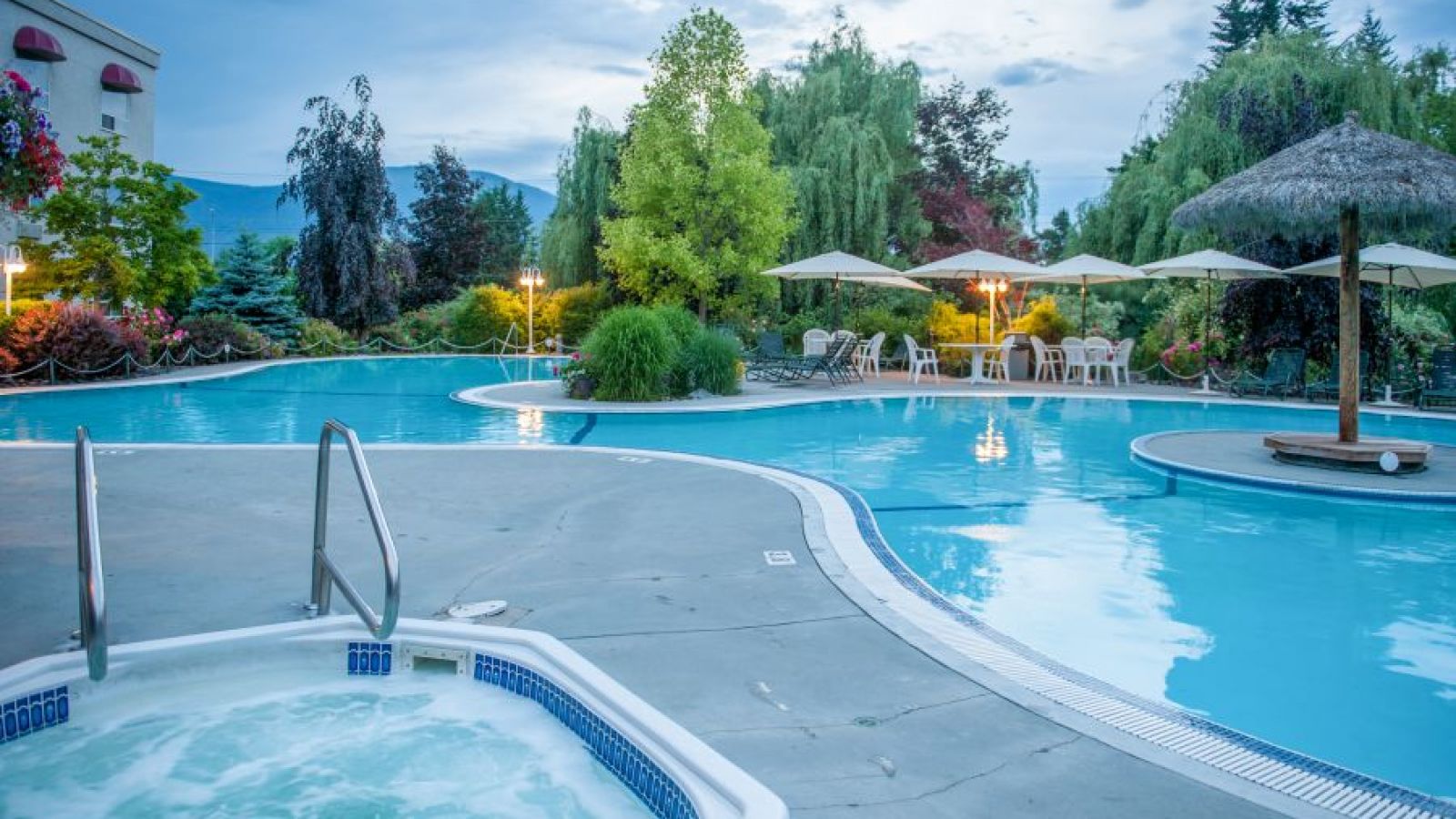 Outdoor Pool Oasis at the Hilltop Inn Salmon Arm