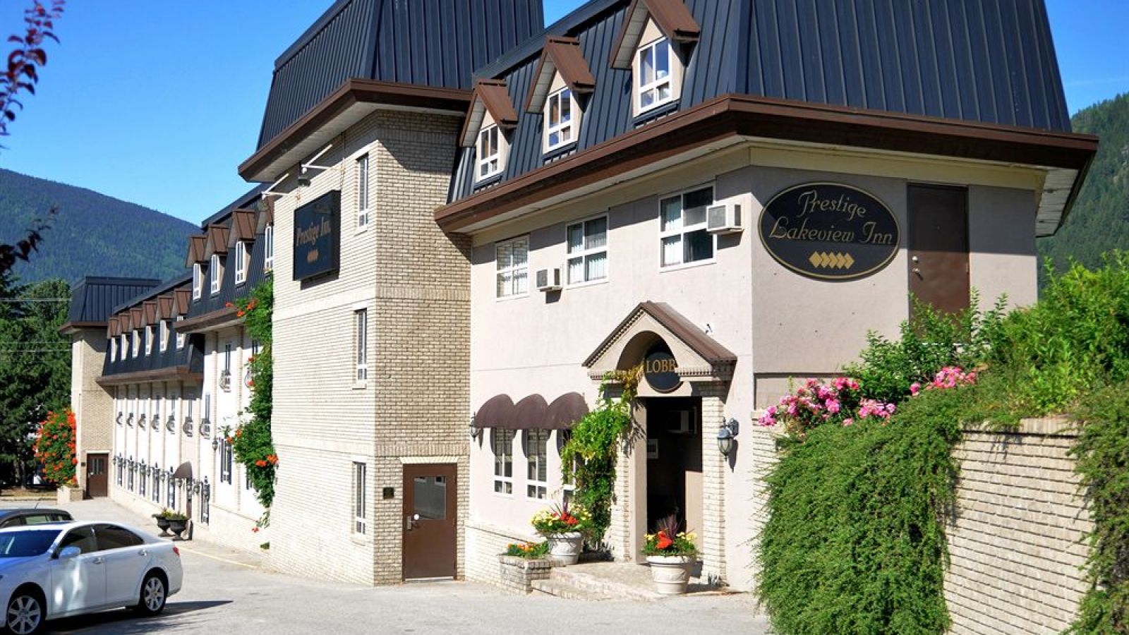 Prestige Inn Nelson - Kootenay golf packages