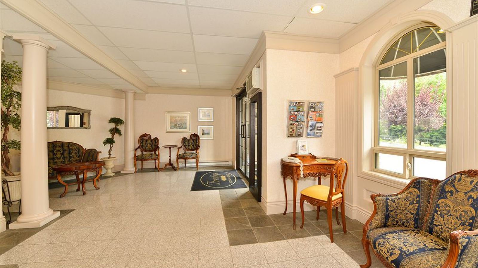 Prestige Inn Nelson - Kootenay golf packages