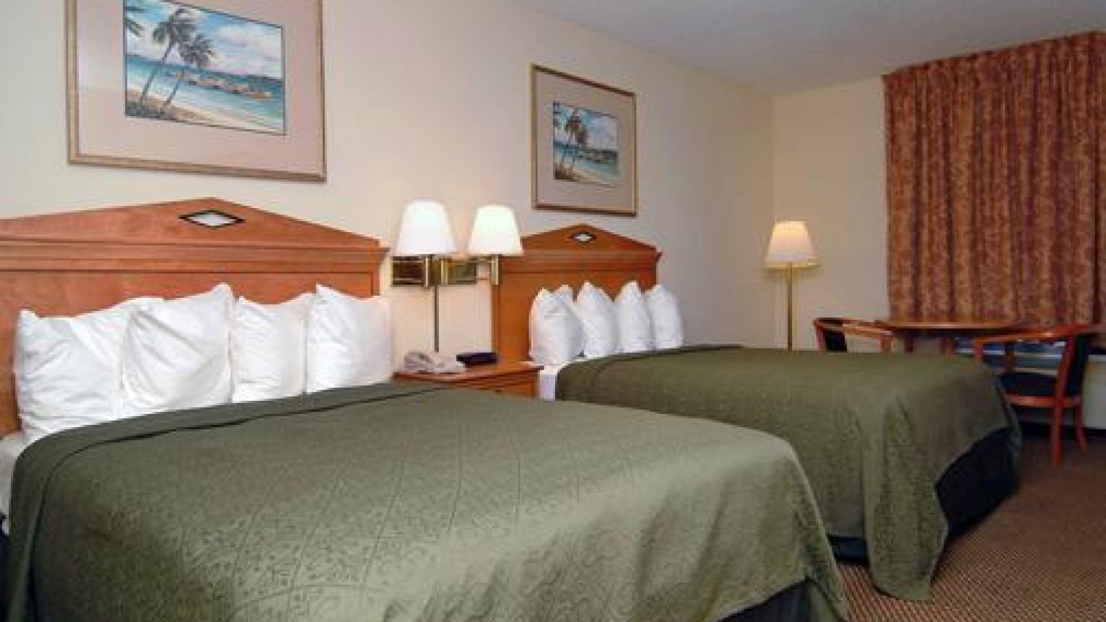 Holiday Inn Charleston Riverview - standard room