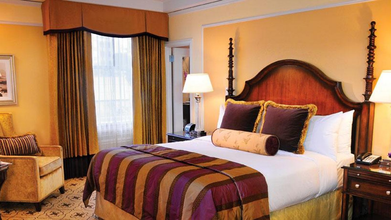 Fairmont Hotel Vancouver - guest room