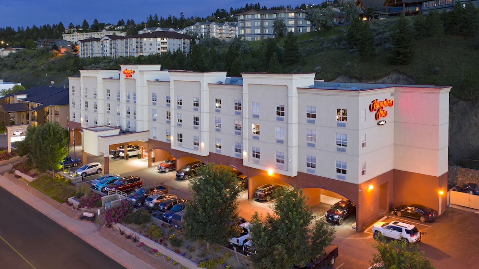 Hampton Inn By Hilton Kamloops Kamloops Canada Hampton Inn Kamloops - with hot breakfast, a great Kamloops golf hotel
