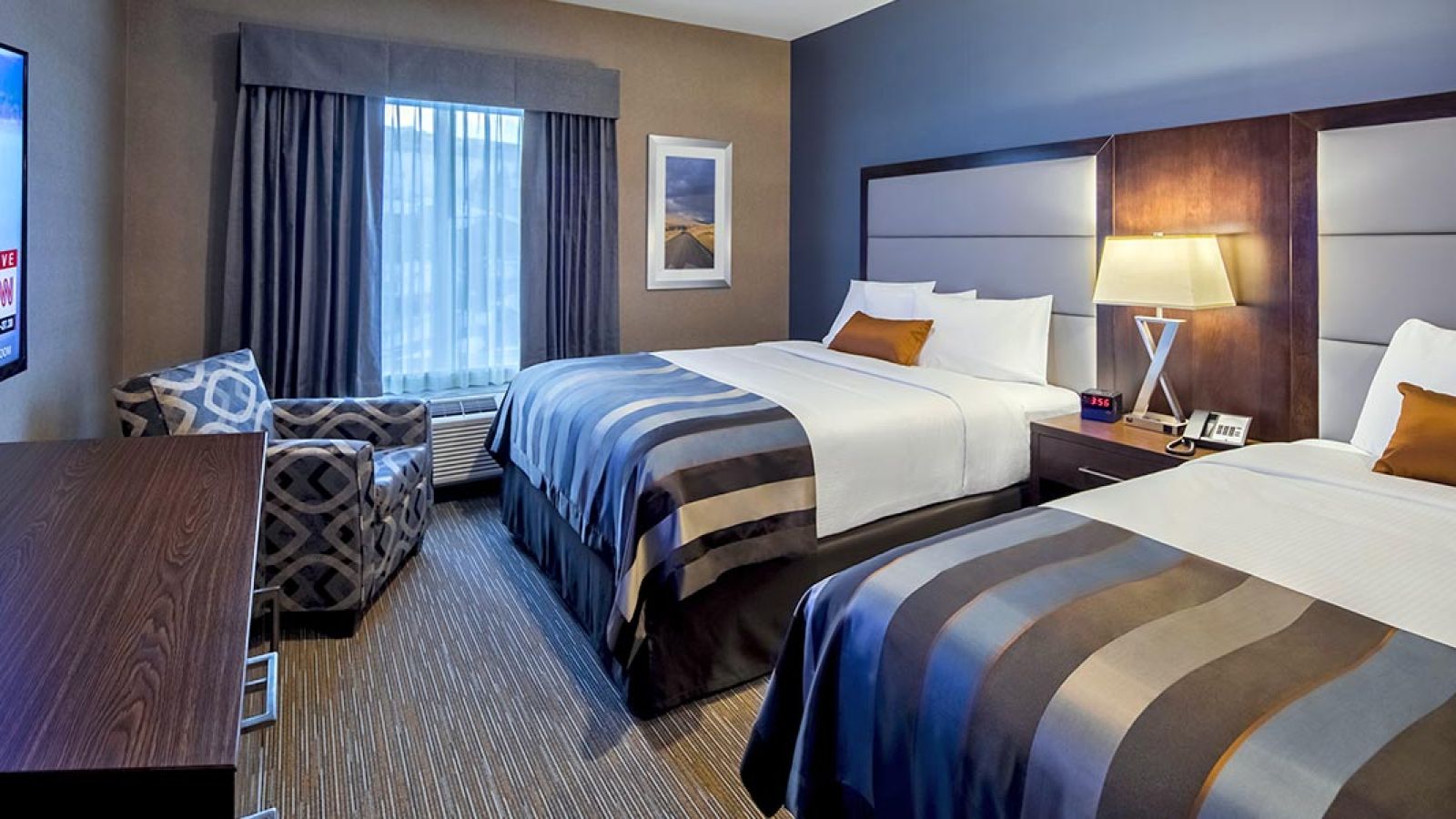 Standard Q/Q room at the Wingate by Wyndham Kamloops