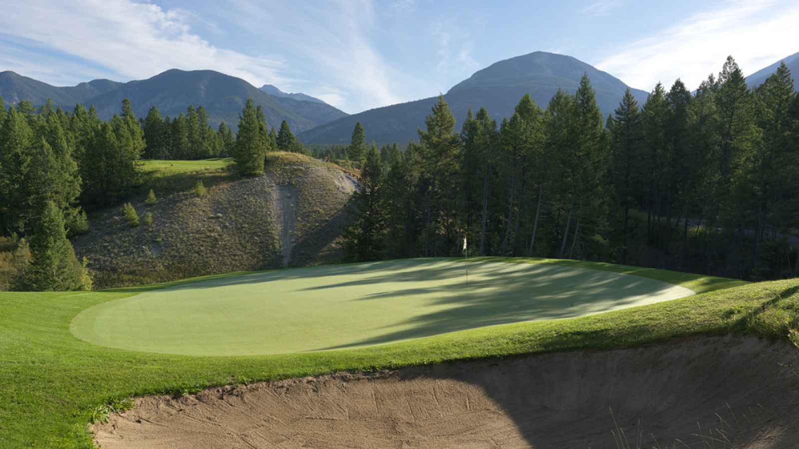 The Invermere Inn - Columbia Valley golf packages