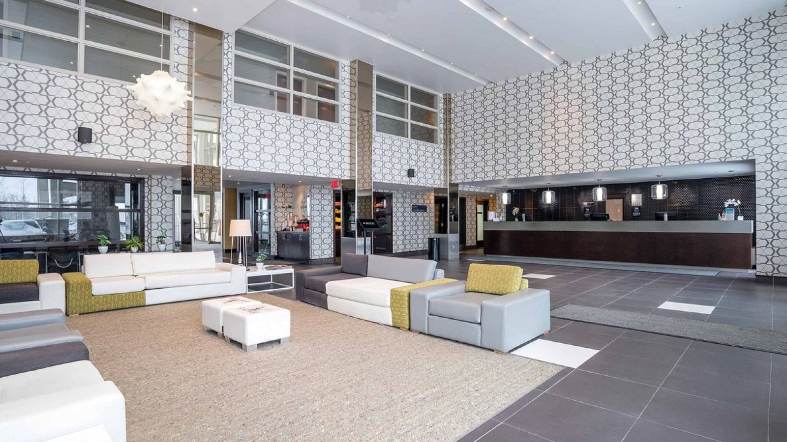 Sandman Hotel & Suites Calgary West - Lobby