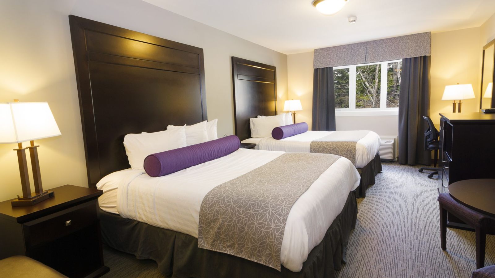 Kanata Inns - Blairmore Double Queen Room