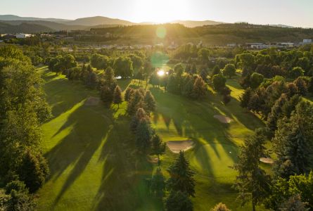 Siesta Kelowna Golf Package