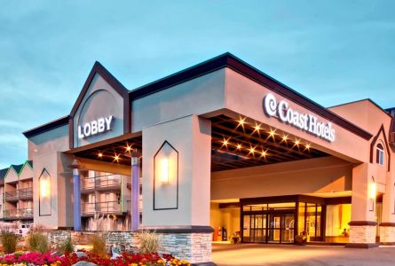 Coast Kamloops Hotel Golf Package